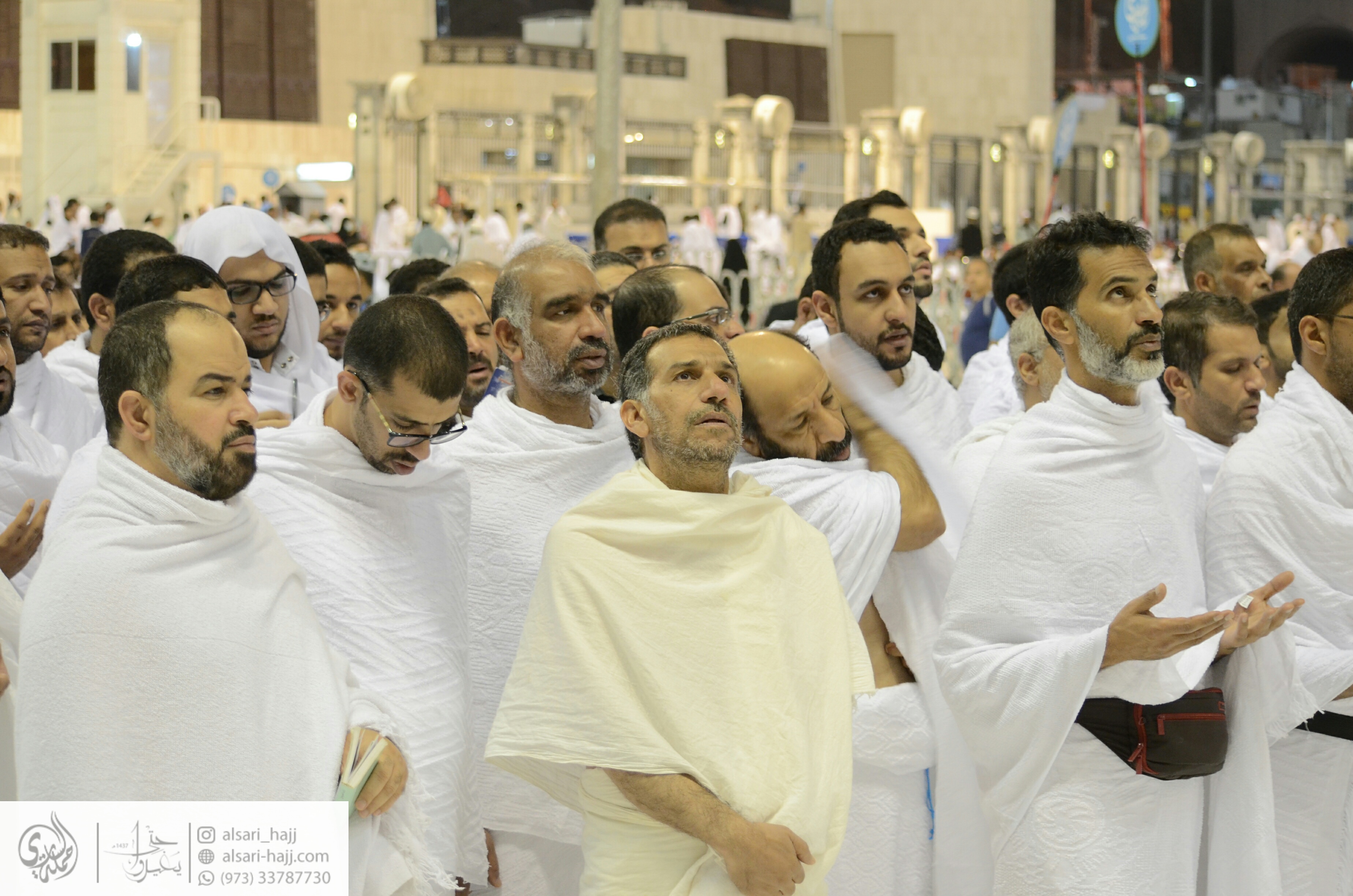 لبس الاحرام وعقد النية لاعمال الحج 1437 هجرية ... الجزء الثالث